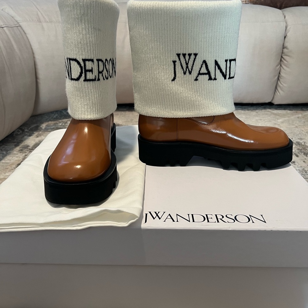 JW Anderson - Picture 6 of 8